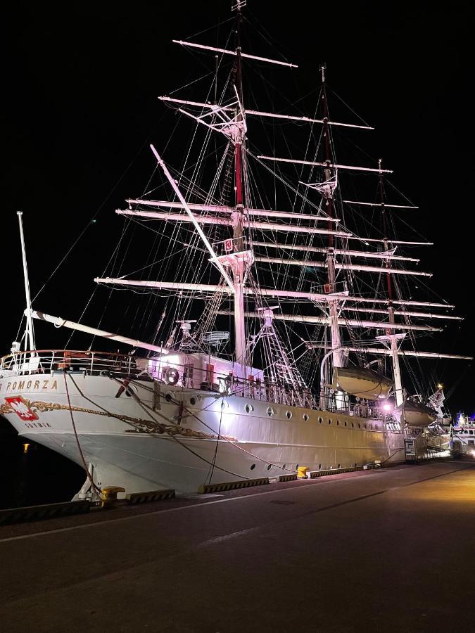 Faltom 15 Yacht Park * Gdynia