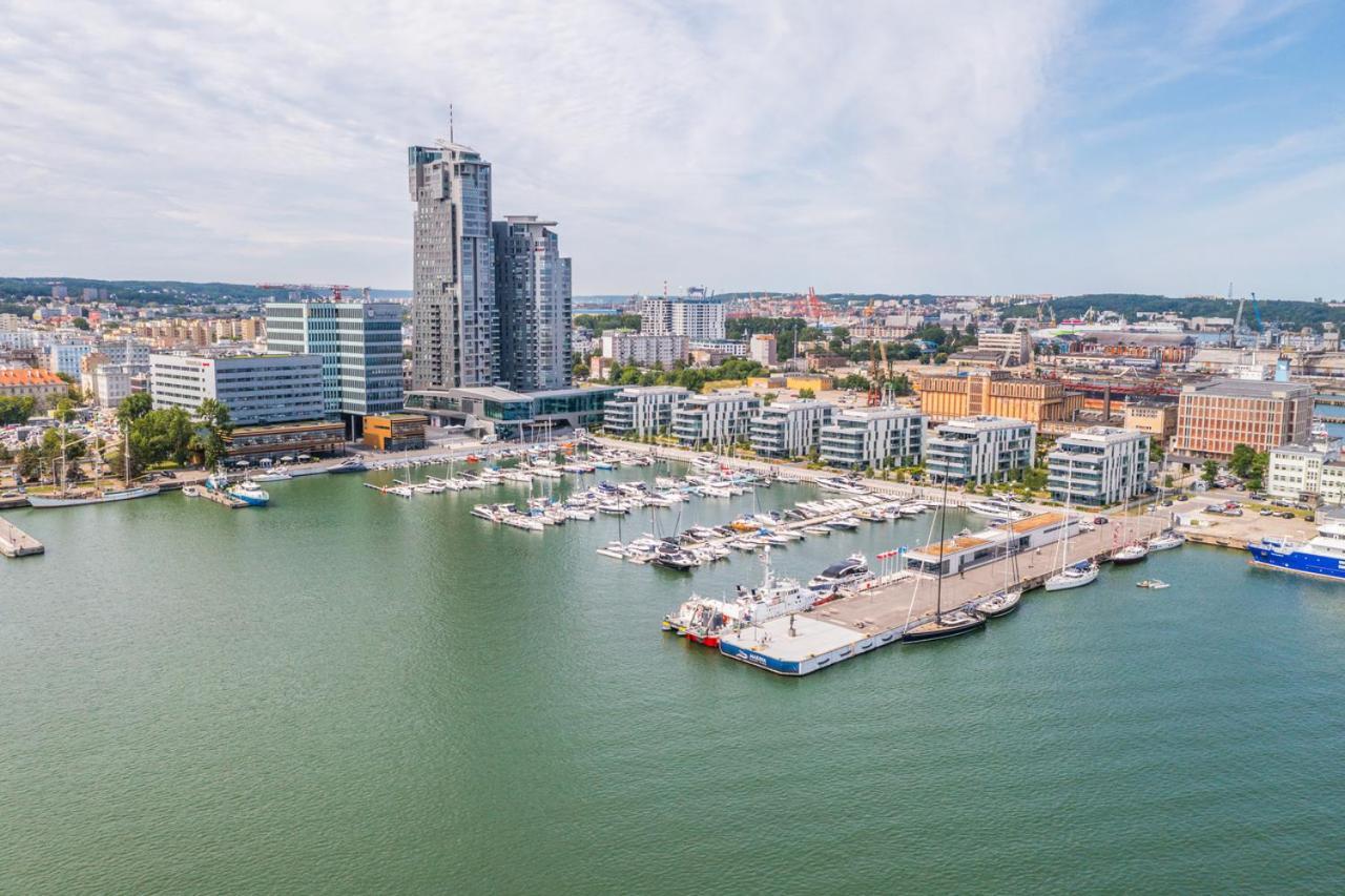 Faltom 15 Yacht Park